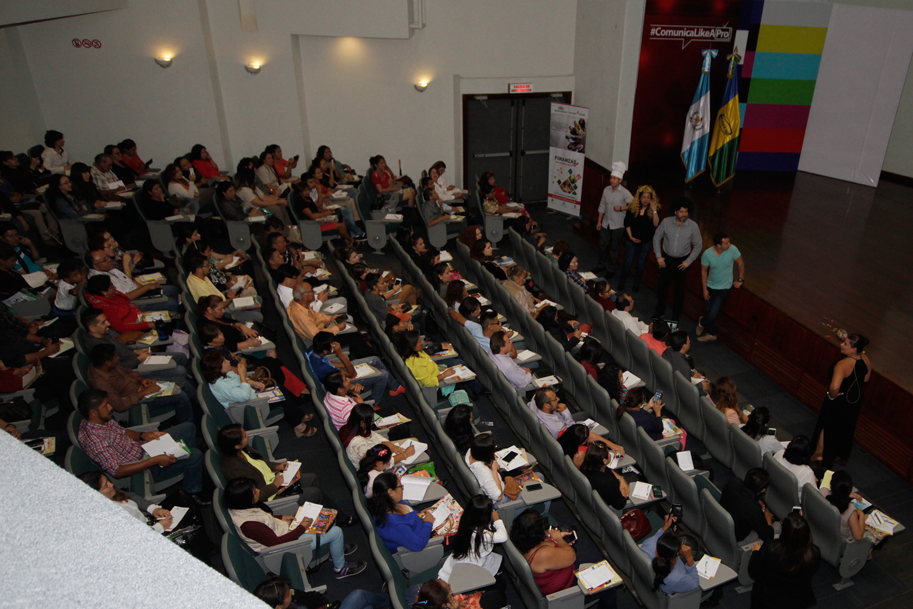 Mujeres en curso