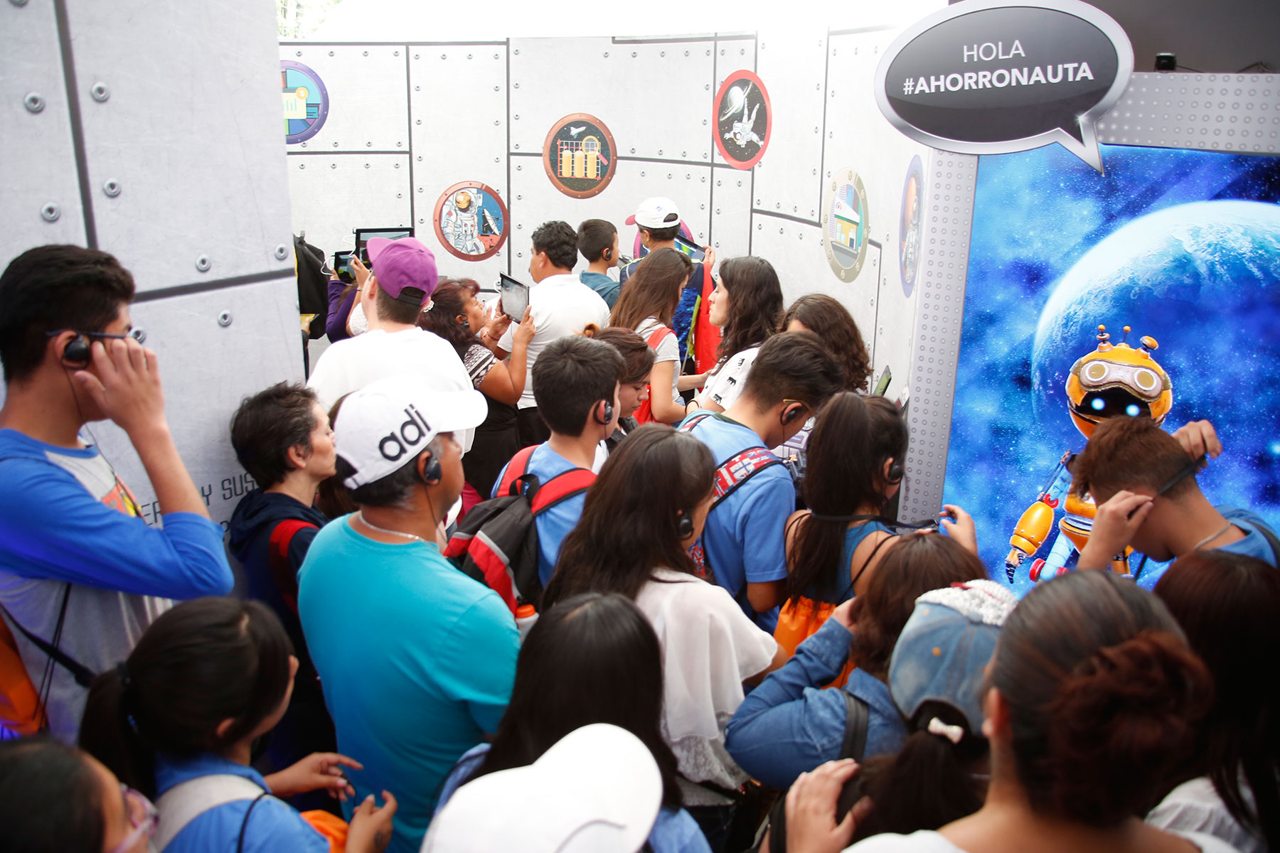 010 SNEF 2015 Banco Azteca.JPG
