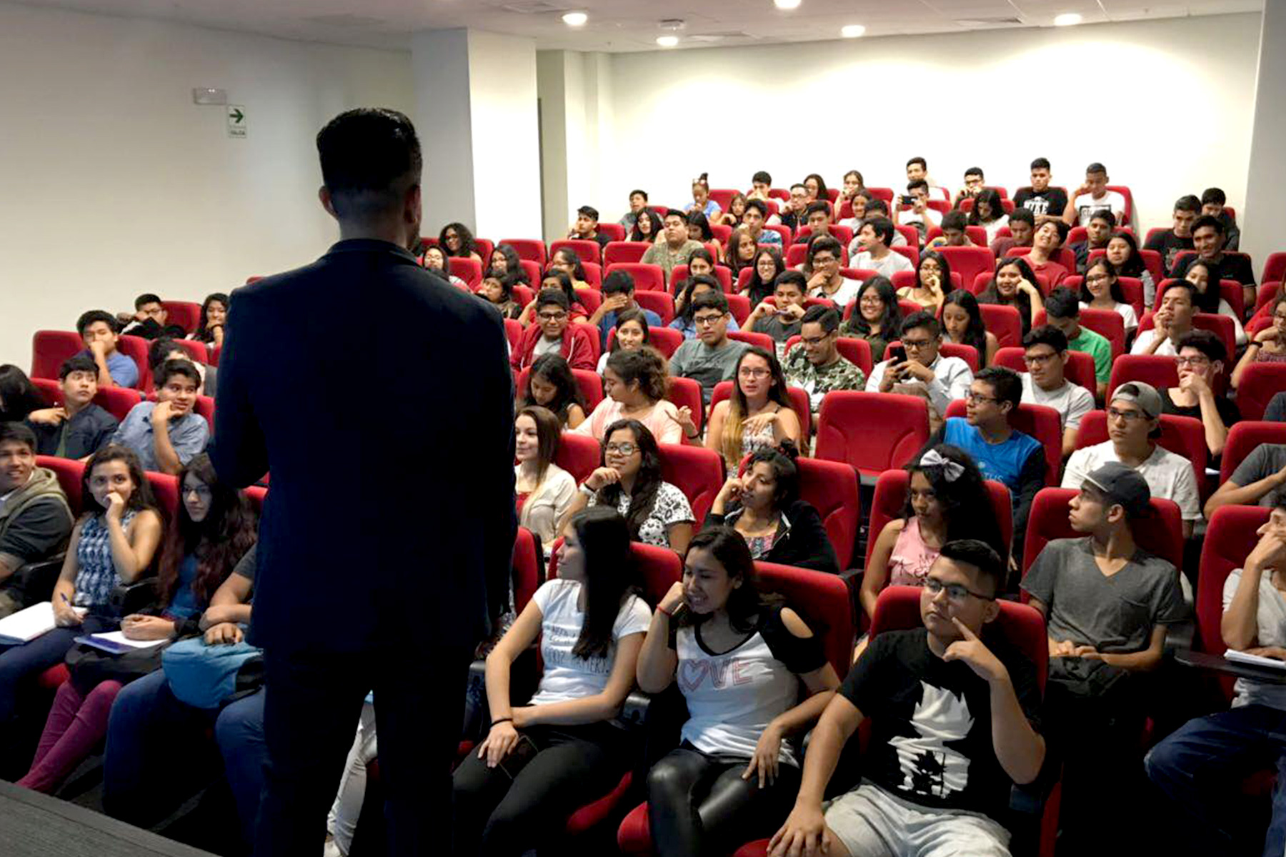 UPC Peru GMW Marzo 2018